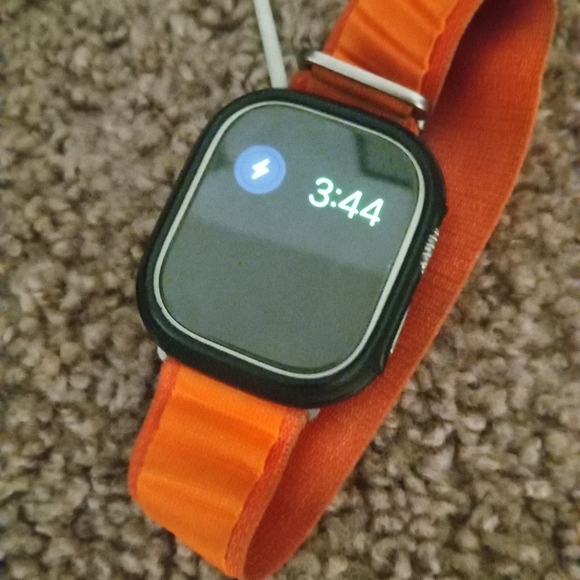 Apple watch Ultra 1st Gen - Picture 3 of 3